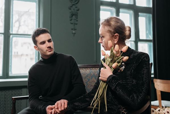 Tips til at vælge den rigtige bedemand til begravelsen