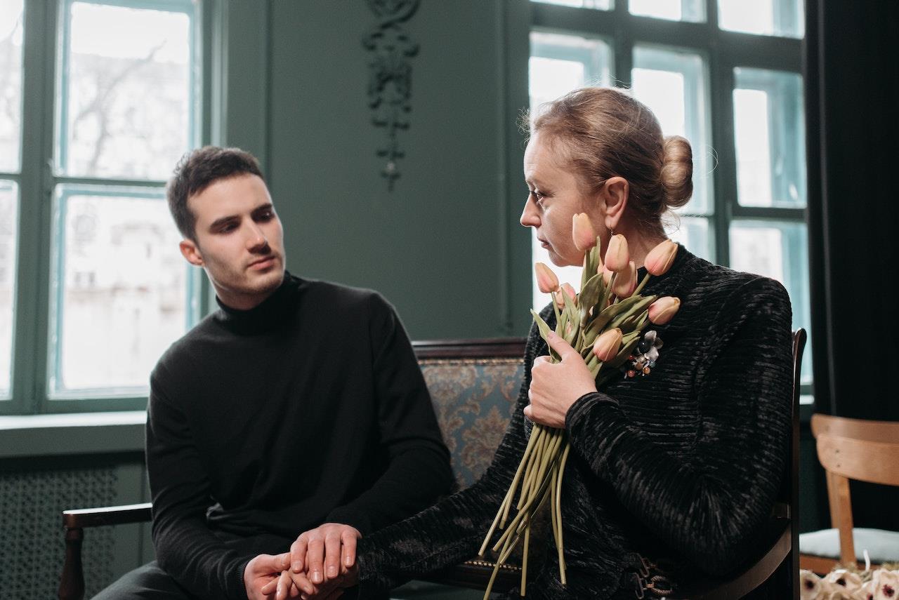 Tips til at vælge den rigtige bedemand til begravelsen