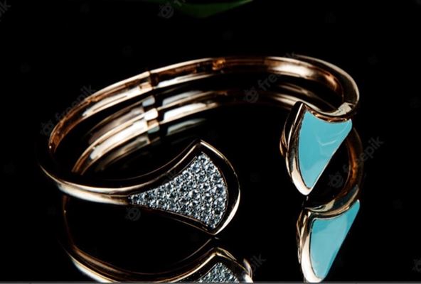 Sådan vælger du det rigtige emaljearmbånd