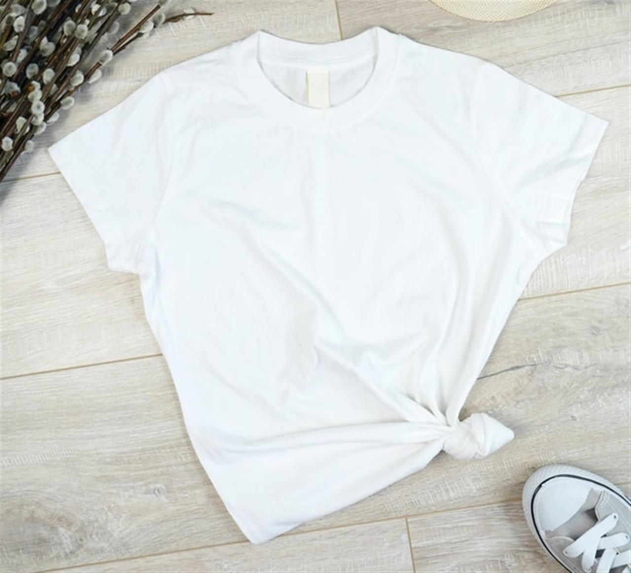 Køb Ganni t-shirt i dag